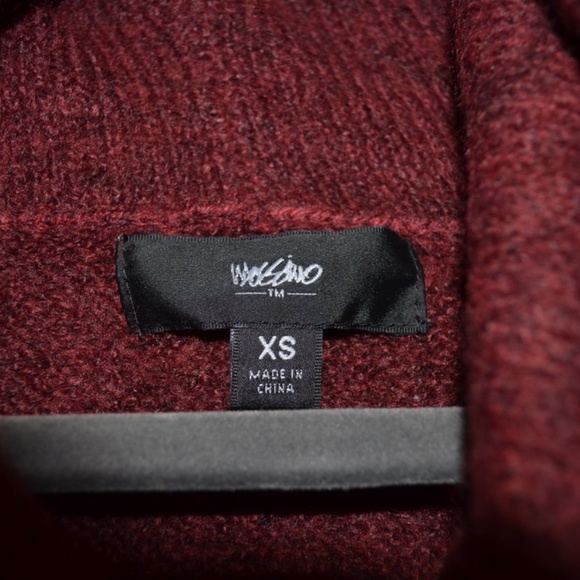 Off the Shoulder Sweater - Picture 2 of 4